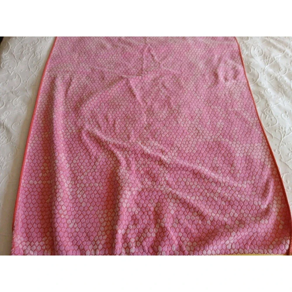 VTG Terrisol Karsten Beach Towel India Pastel Colors Beach  Hibiscus Flower Pink